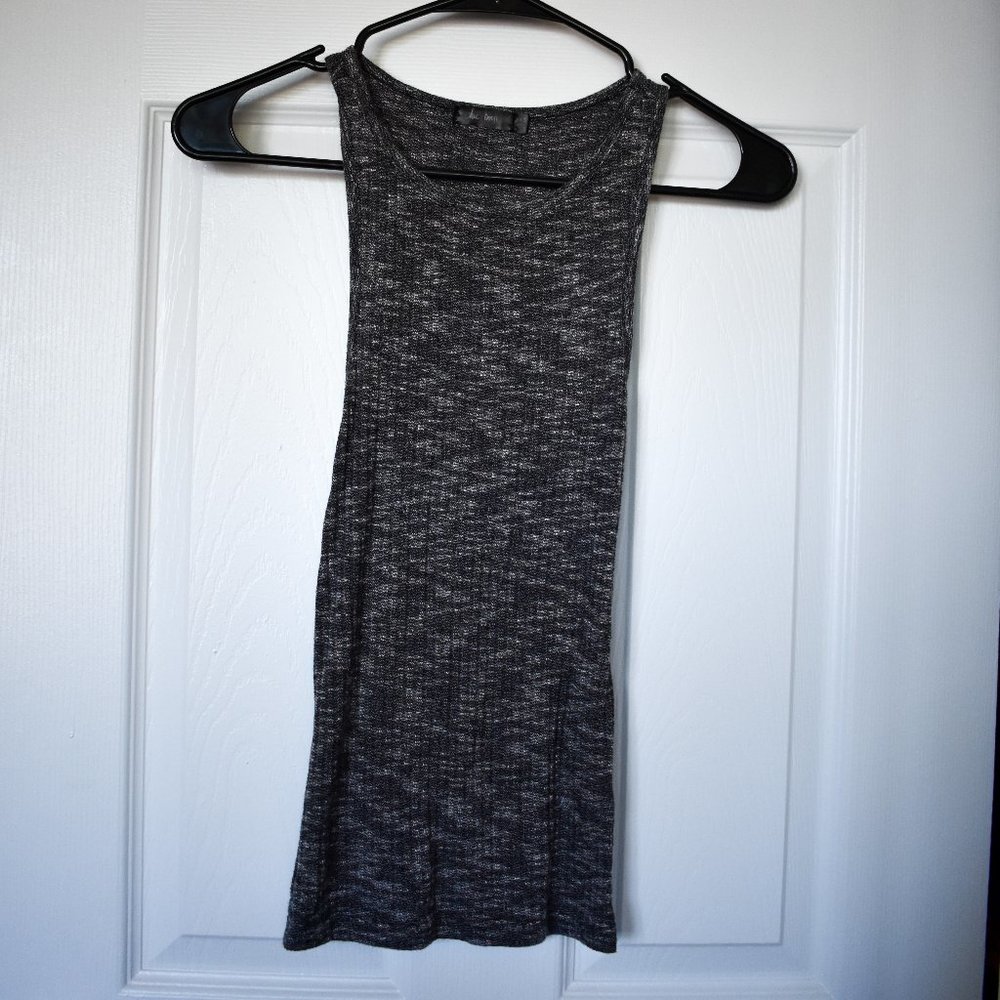 Chicabooti Gray Stretch Knit Tank Top